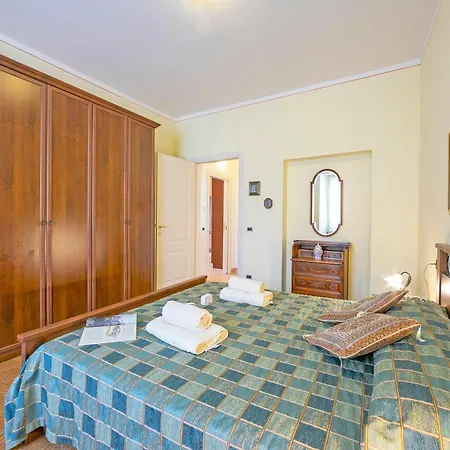 Angela -terrace & Beautiful View - Happy Toscolano-Maderno