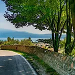 Angela -terrace & Beautiful View - Happy * Toscolano Maderno